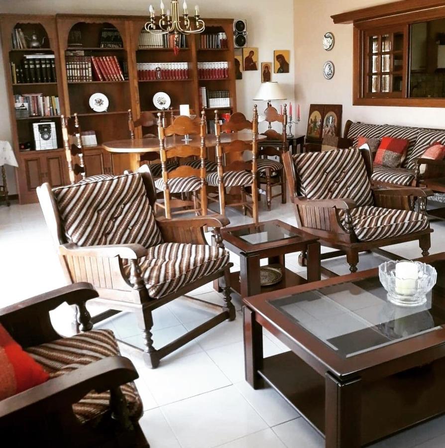 Fantastic Villa, A 5 Minute Drive From The Beach! Atina Dış mekan fotoğraf